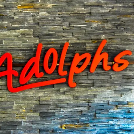 Adolphs לינה וארוחת בוקר